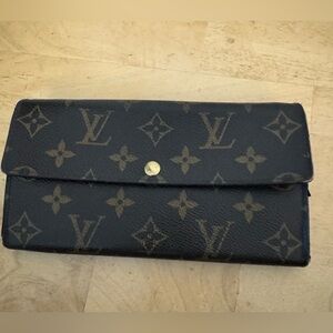 Louis Vuitton Wallet